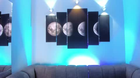 Snapshot of tatii_moon chatting on October 4, 3:59 am Tati online show from October 4, 3:59 am