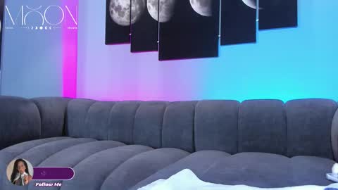 Tati online show from November 30, 6:06 am