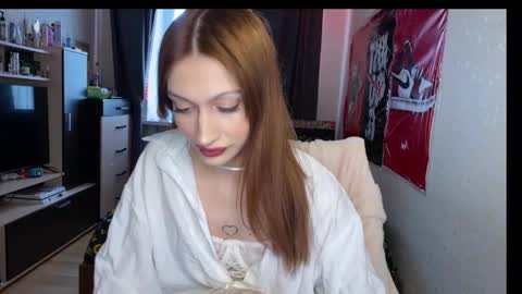 Snapshot of tatika_williams chatting on April 25, 1:52 pm tatika_williams online show from April 25, 1:52 pm