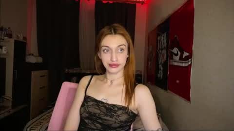 Snapshot of tatika_williams chatting on June 17, 9:05 pm tatika_williams online show from June 17, 9:05 pm
