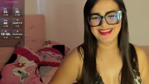 Tatiss online show from April 18, 7:58 pm