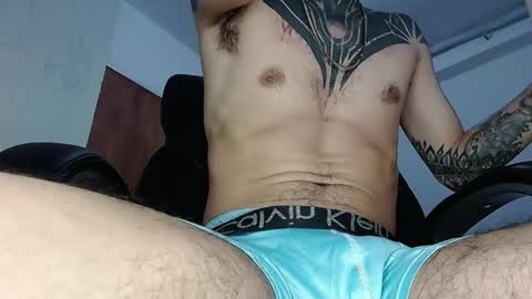 Snapshot of tatsexboy chatting on May 9, 6:18 am SeX-Boy online show from May 9, 6:18 am