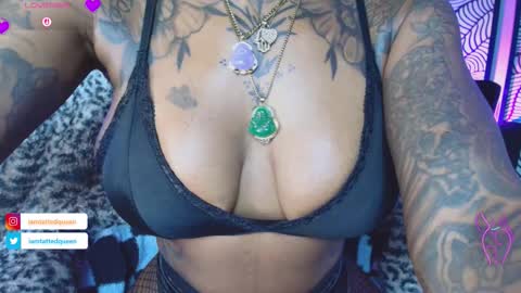 Tatted Queen online show from November 4, 7:24 pm