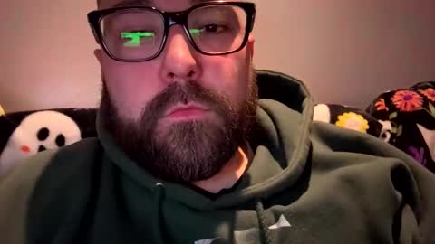 MrMrs online show from December 30, 2:42 am