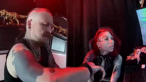 MilfyDixx online show from March 27, 8:52 pm