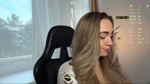 Snapshot of tatti_1 chatting on October 10, 3:27 am Tata online show from October 10, 3:27 am