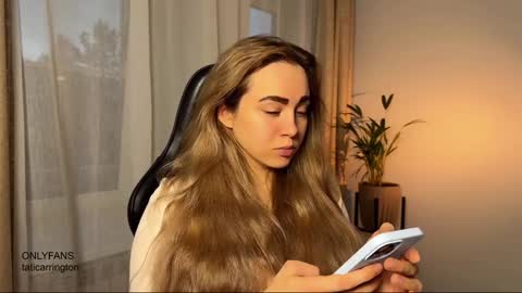 Snapshot of tatti_1 chatting on October 26, 3:34 am Tata online show from October 26, 3:34 am