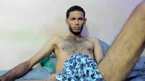 Snapshot of tatto_destroyer chatting on April 21, 1:42 am Fernando online show from April 21, 1:42 am