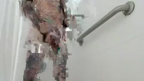 Snapshot of tattoo3333 chatting on September 20, 3:57 pm tattoo3333 online show from September 20, 3:57 pm