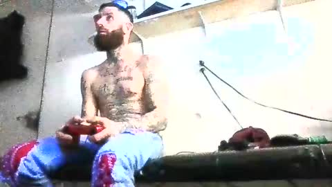 tattoo3333 online show from November 20, 7:30 am