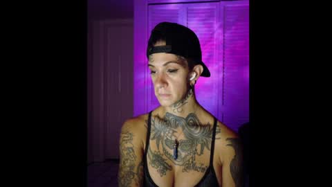 Snapshot of tattooed_natalia chatting on May 12, 10:12 am Natalia 3 online show from May 12, 10:12 am