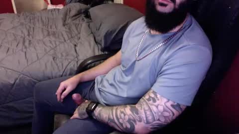 tattooedandbearded22 online show from October 15, 11:38 pm