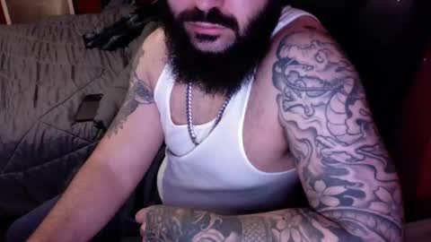 tattooedandbearded22 online show from October 21, 1:50 am