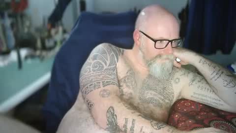 Tattooeddilf 01 online show from September 30, 10:48 pm