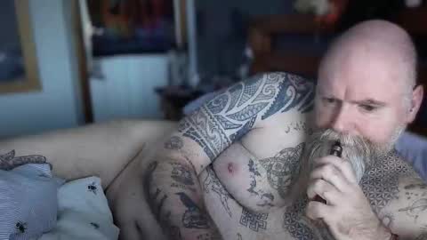 Snapshot of tattooeddilf01 chatting on December 1, 1:05 pm Tattooeddilf 01 online show from December 1, 1:05 pm