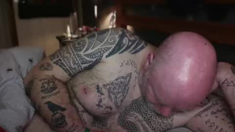 Tattooeddilf 01 online show from April 21, 2:51 am