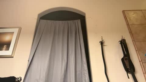 Snapshot of tattoos305759 chatting on February 16, 12:10 pm tattoos305759 online show from February 16, 12:10 pm