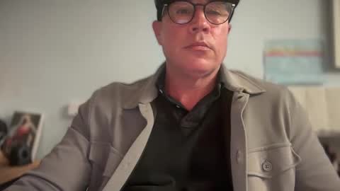 Snapshot of tattoosandabs chatting on March 11, 11:26 pm tattoosandabs online show from March 11, 11:26 pm