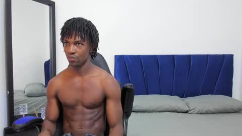 Snapshot of tau_montes chatting on September 29, 4:56 pm tau_montes online show from September 29, 4:56 pm