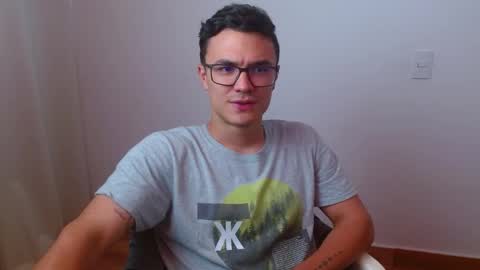 Snapshot of taurus4k chatting on February 24, 8:58 pm taurus4k online show from February 24, 8:58 pm