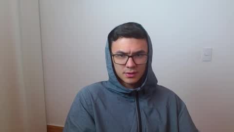 Snapshot of taurus4k chatting on March 1, 3:21 am taurus4k online show from March 1, 3:21 am