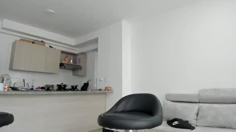  T A U R U S  online show from September 16, 12:06 pm