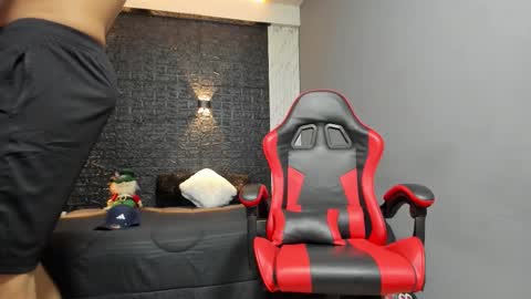  T A U R U S  online show from November 30, 11:25 am