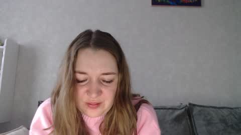 Snapshot of taxxxu chatting on January 26, 9:51 am Diana online show from January 26, 9:51 am