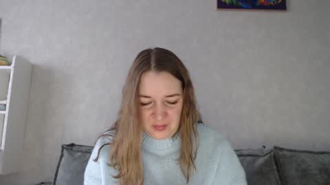 Snapshot of taxxxu chatting on January 27, 7:35 am Diana online show from January 27, 7:35 am