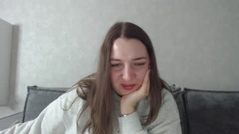 Snapshot of taxxxu chatting on February 8, 1:11 pm Diana online show from February 8, 1:11 pm