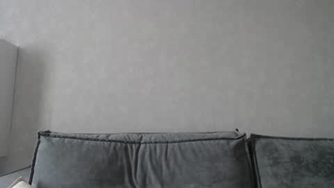 Snapshot of taxxxu chatting on February 9, 10:20 am Diana online show from February 9, 10:20 am