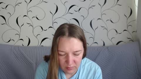 Snapshot of taxxxu chatting on September 23, 6:27 am Diana online show from September 23, 6:27 am