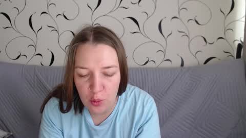 Snapshot of taxxxu chatting on September 30, 6:29 am Diana online show from September 30, 6:29 am