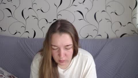 Snapshot of taxxxu chatting on October 8, 6:22 am Diana online show from October 8, 6:22 am