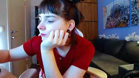 Taya online show from January 8, 2:30 pm