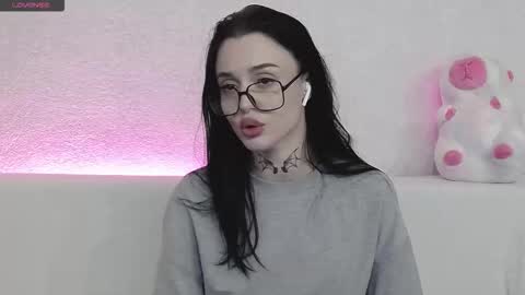 Taya online show from October 23, 8:07 pm