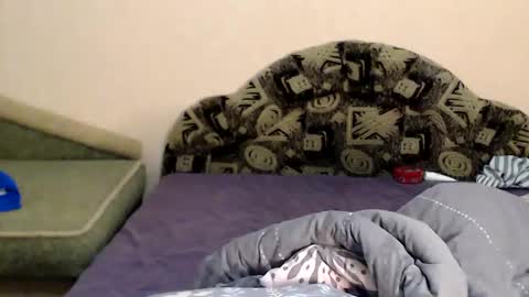 Snapshot of tayagirl chatting on February 25, 11:11 pm Taya online show from February 25, 11:11 pm