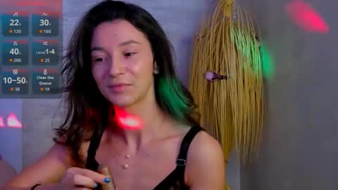 TayaKayan online show from November 30, 9:35 am