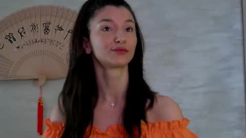 TayaKayan online show from April 20, 9:12 am