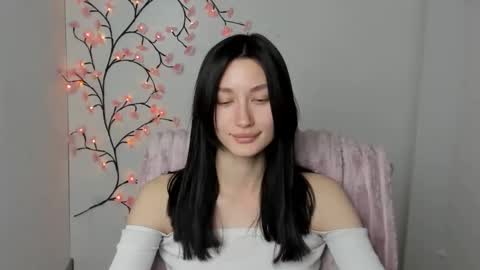 Taya online show from April 27, 5:38 am