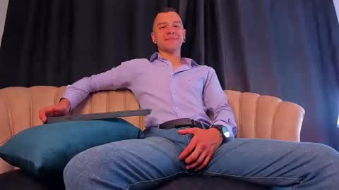 tayler_milers online show from June 6, 4:06 am