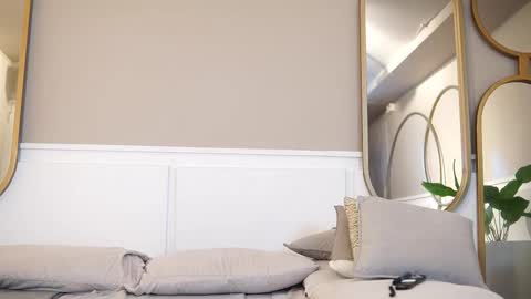 Teylor  Kim online show from November 25, 4:40 pm