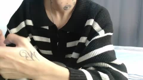 Snapshot of taylor_024 chatting on June 19, 3:11 am independent model online show from June 19, 3:11 am