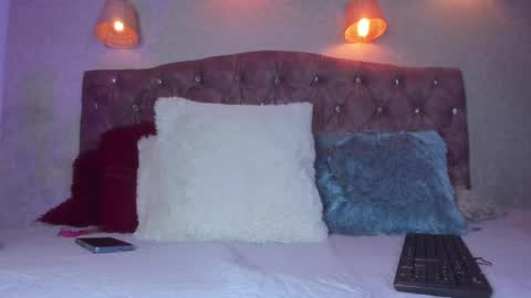 Taylor Duran. online show from January 29, 11:51 am