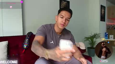 Penagos zz    online show from September 21, 3:13 pm