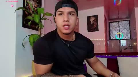 Snapshot of taylor_johnn chatting on July 10, 1:36 pm Penagos zz online show from July 10, 1:36 pm