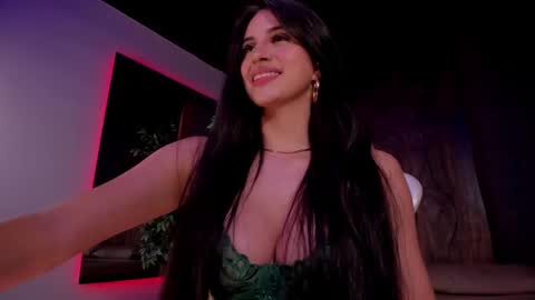 Taylor  Help me to get 100 thumbs up online show from February 15, 7:06 pm