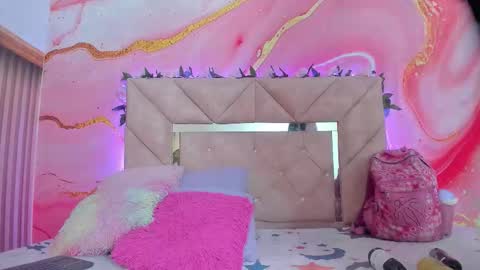 Oriana online show from November 6, 11:00 am