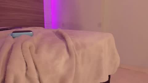 Taylor  online show from February 12, 12:55 pm