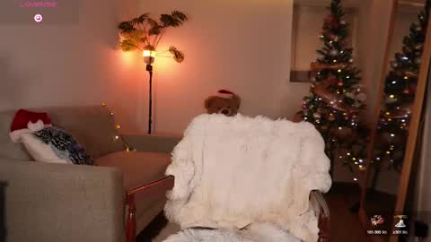 Snapshot of taylormich1 chatting on December 30, 9:29 pm taylormichell online show from December 30, 9:29 pm